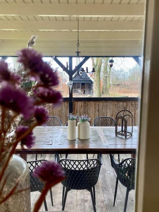 Loosan Lodges Gastenhuis Reutum Экстерьер фото