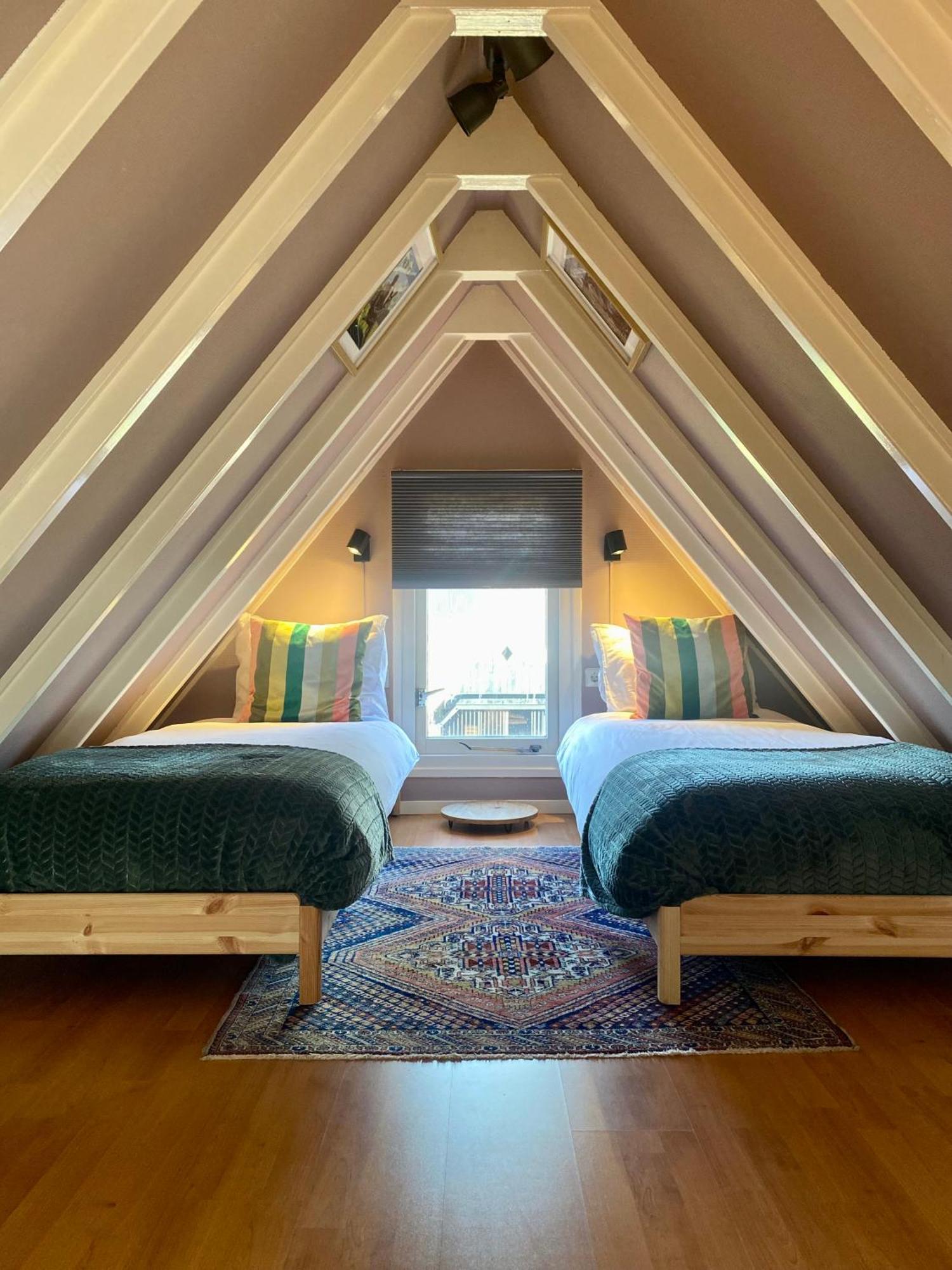 Loosan Lodges Gastenhuis Reutum Экстерьер фото